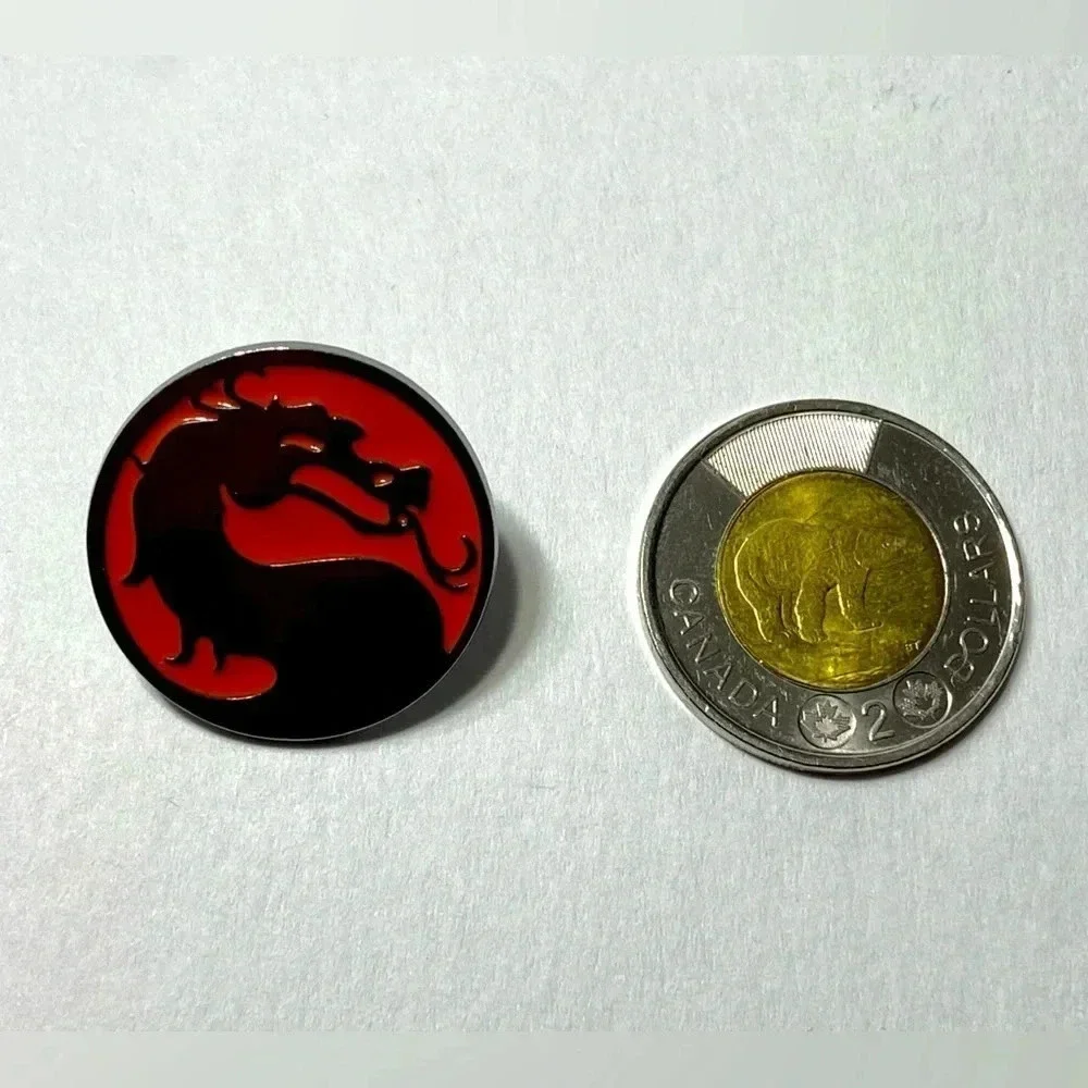 Mortal Kombat - Logo pin  - 🐉🥷 - Picture 3 of 5